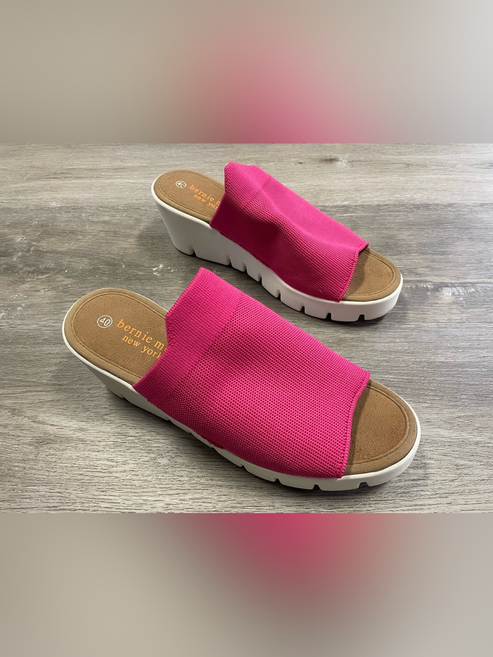 Bernie Mev New York Pink Woven Knit Platform Slide Sandals Size 40 EU US 9.5-10